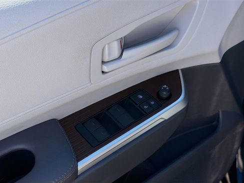 Used 2021 Toyota Sienna LE image 22