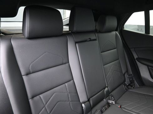 Certified 2024 BMW X2 xDrive28i w/ M Sport Package image 26