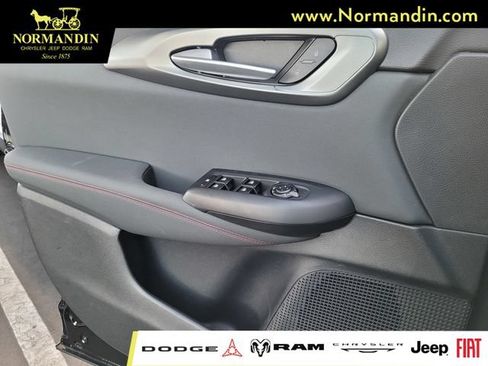 Used 2024 Alfa Romeo Tonale Veloce w/ Active Assist Package AWD/4WD image 14
