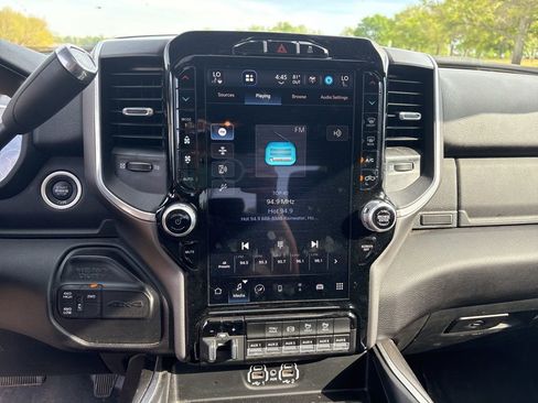 Used 2022 RAM 2500 Big Horn w/ Level C Equiment Group image 15