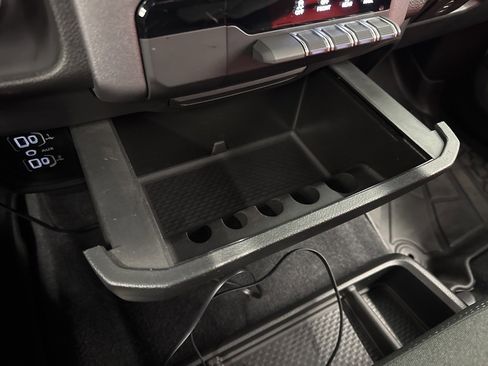 Used 2025 RAM 1500 Big Horn image 27