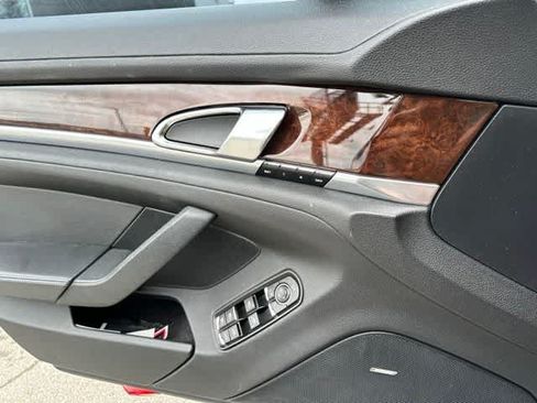 Used 2010 Porsche Panamera S RWD image 12