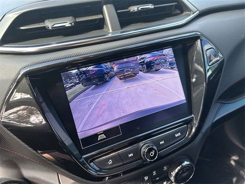 Used 2021 Chevrolet TrailBlazer RS w/ Sun and Liftgate Package image 25