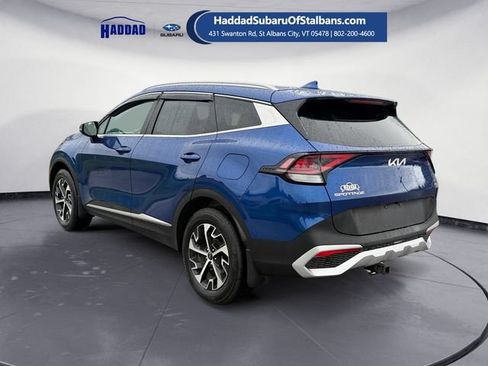 Used 2025 Kia Sportage EX AWD/4WD image 3