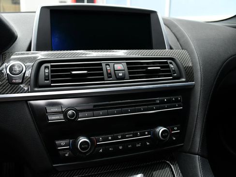 Used 2013 BMW M6 Coupe image 25