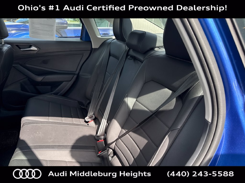 Used 2024 Volkswagen Jetta SE w/ Panoramic Sunroof Package FWD image 22