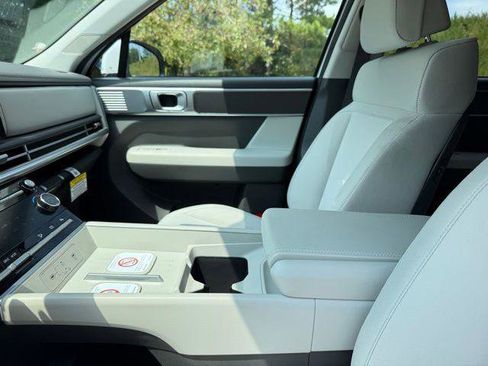 New 2026 Hyundai Santa Fe SE image 21