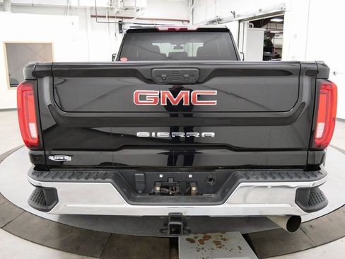 Used 2022 GMC Sierra 3500 SLE w/ SLE Convenience Package image 6