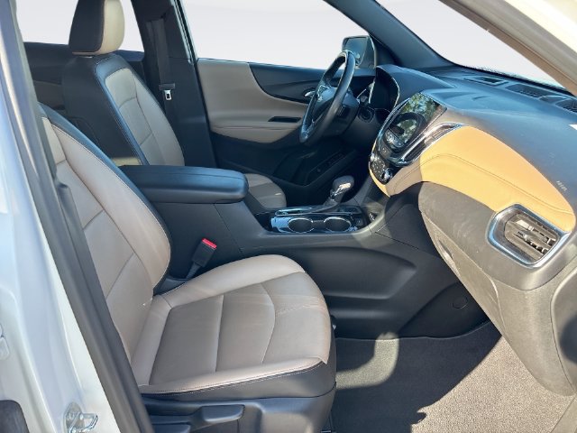 Used 2022 Chevrolet Equinox Premier AWD/4WD image 25