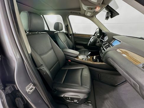 Used 2017 BMW X3 xDrive28i image 31