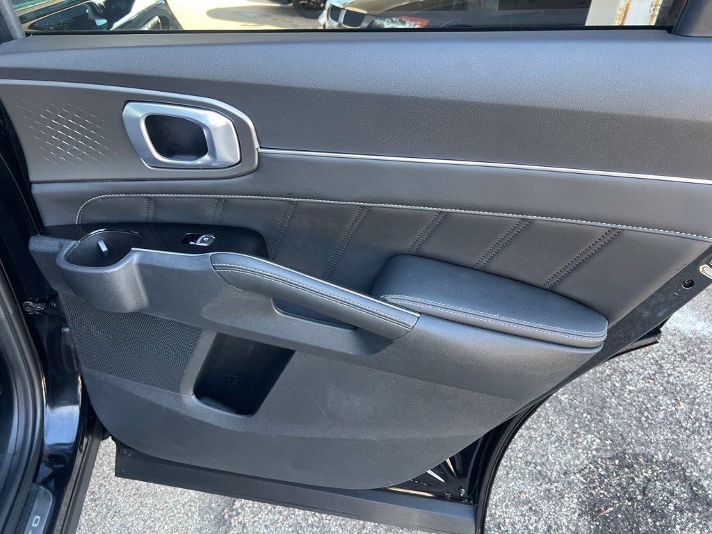 Certified 2022 Kia Sorento SX AWD/4WD image 18
