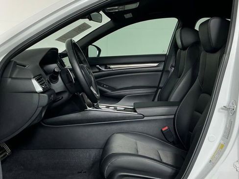Used 2022 Honda Accord Sport image 10