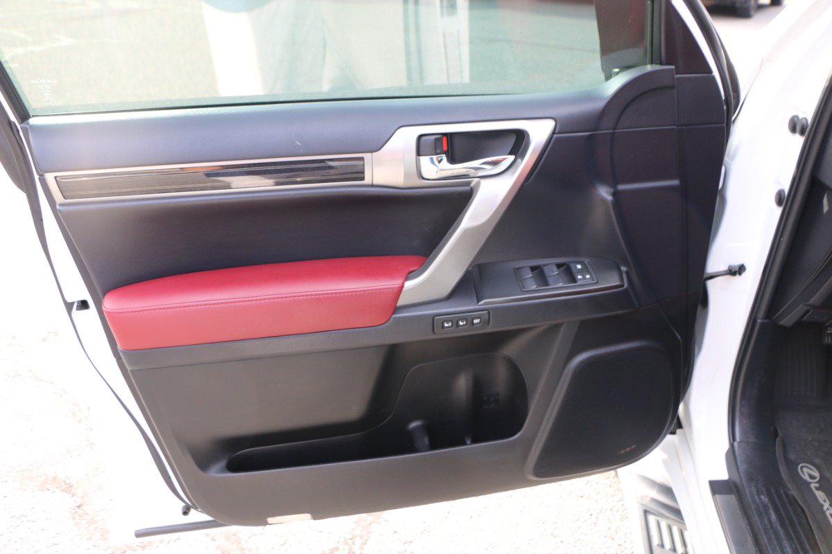 Used 2023 Lexus GX 460 Premium w/ Premium Package AWD/4WD image 17