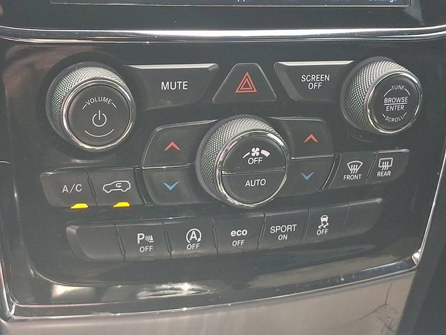 Used 2020 Jeep Grand Cherokee Altitude AWD/4WD image 15