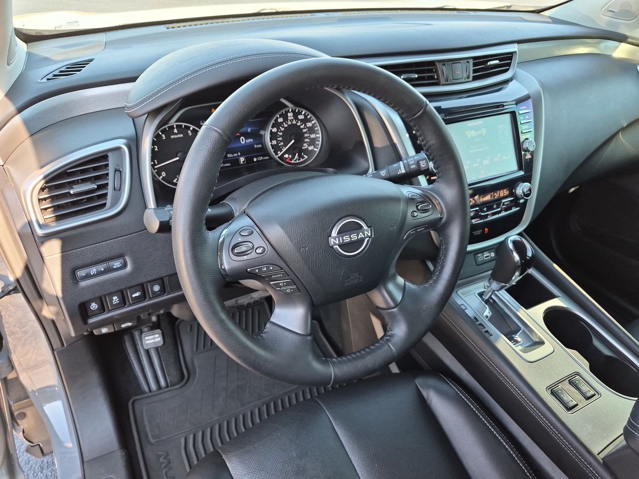 Used 2024 Nissan Murano SL FWD image 16