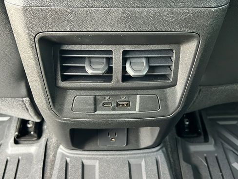 New 2026 Chevrolet Colorado Z71 w/ Technology Package image 16