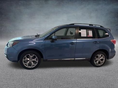 Used 2017 Subaru Forester 2.5i Touring AWD/4WD image 5