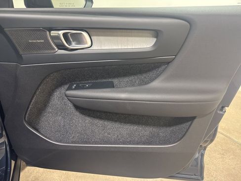 New 2026 Volvo XC40 B5 Ultra w/ Protection Package Premier image 26