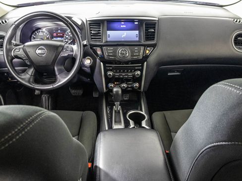 Used 2020 Nissan Pathfinder SV FWD image 22