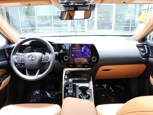 Certified 2025 Lexus NX 350 AWD w/ Accessory Package (K3) image 30