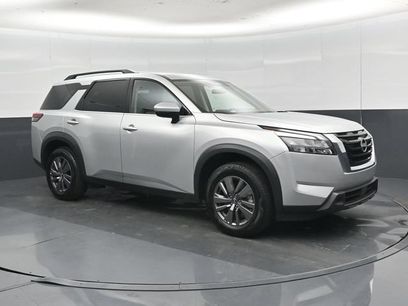 Used 2025 Nissan Pathfinder SV