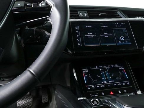 Certified 2023 Audi e-tron Prestige w/ Prestige Package image 12