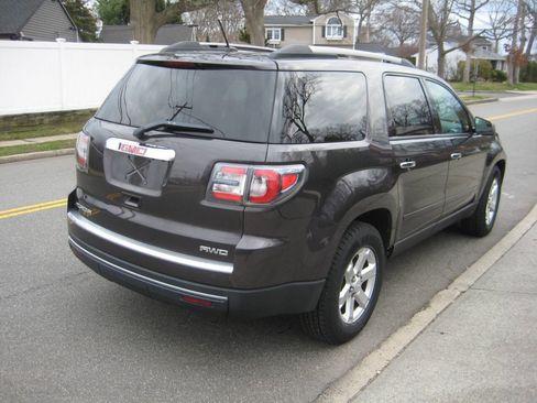 Used 2014 GMC Acadia SLE image 2