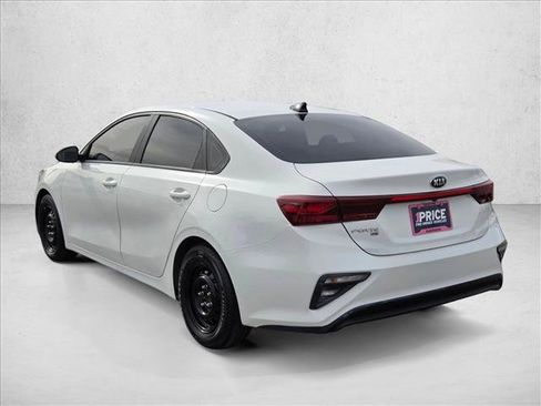 Used 2021 Kia Forte FE image 7