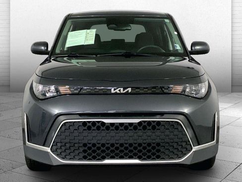 Certified 2023 Kia Soul S FWD image 2