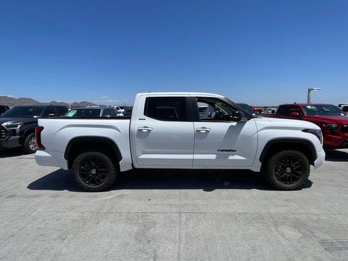 Used 2024 Toyota Tundra Limited AWD/4WD image 3