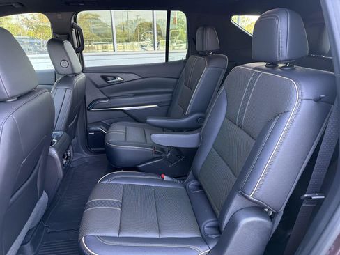 Used 2026 Chevrolet Traverse High Country w/ LPO, Floor Liner Package AWD/4WD image 43