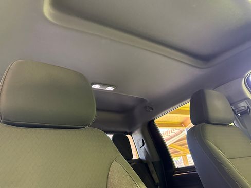 Used 2025 Chevrolet Silverado 3500 LT AWD/4WD image 20