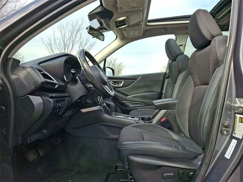 Used 2022 Subaru Forester Premium image 11