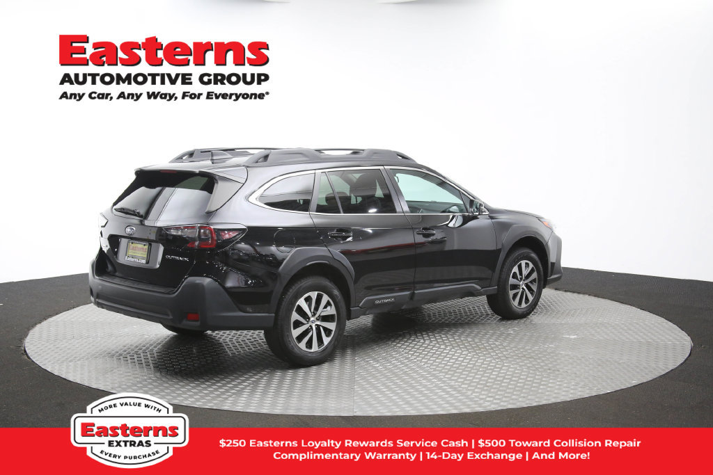 Used 2023 Subaru Outback Premium AWD/4WD image 40