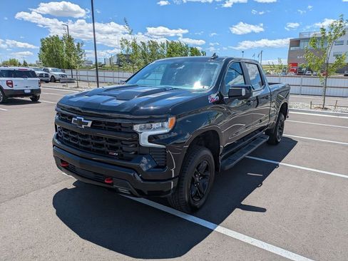 Used 2024 Chevrolet Silverado 1500 LT Trail Boss w/ LT Trail Boss Premium Package image 8