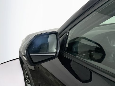 Used 2025 Ford Explorer ST-Line image 16