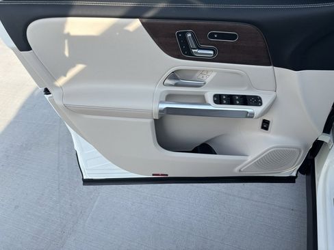 Certified 2023 Mercedes-Benz GLB 250 image 18