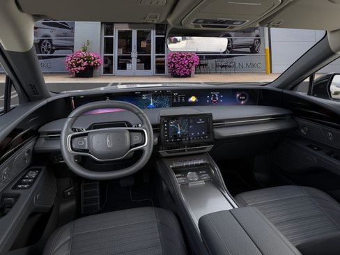 New 2026 Lincoln Nautilus Reserve w/ Jet Appearance Package image 9