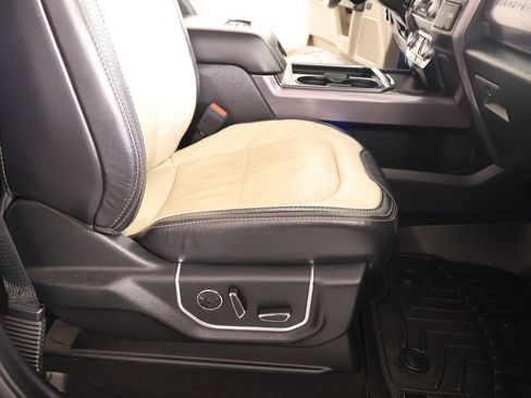Used 2020 Ford F250 Limited w/ FX4 Off-Road Package AWD/4WD image 14