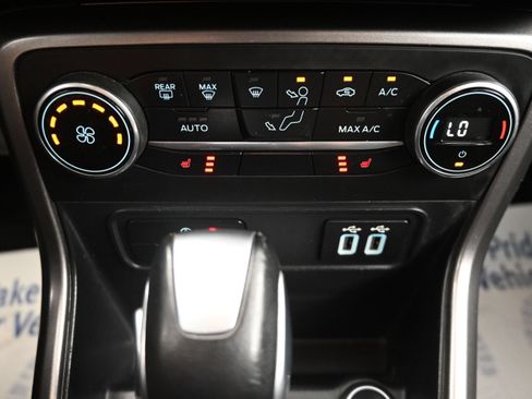 Used 2021 Ford EcoSport SE FWD image 16