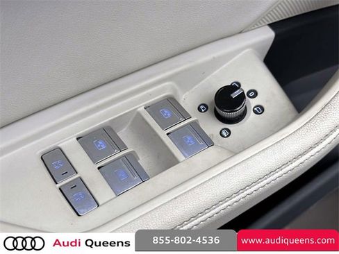 Certified 2024 Audi Q8 e-tron Premium Plus w/ Premium Plus Package image 17