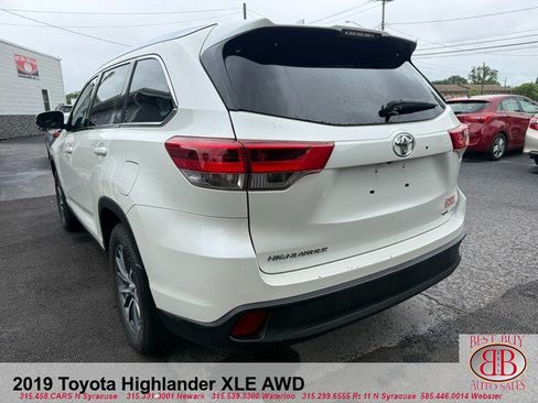 Used 2019 Toyota Highlander XLE AWD/4WD image 5