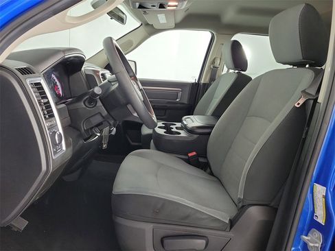 Used 2022 RAM 1500 Classic SLT image 16