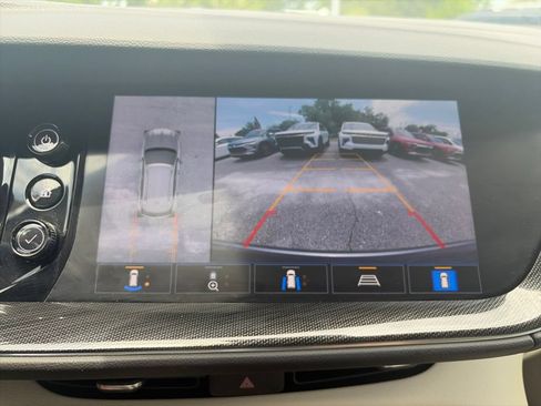 Used 2021 Buick Envision Essence w/ Technology Package I FWD image 19
