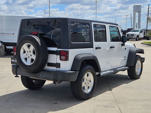Used 2014 Jeep Wrangler Unlimited Sport w/ Quick Order Package 24S image 3