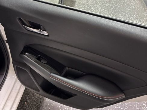 Used 2024 Nissan Altima 2.5 SR w/ SR Premium Package image 27