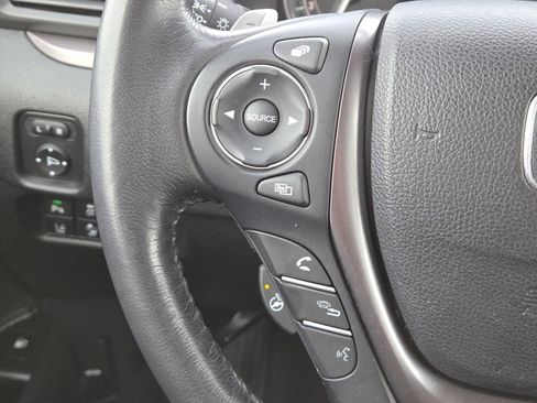 Used 2022 Honda Ridgeline RTL-E image 34