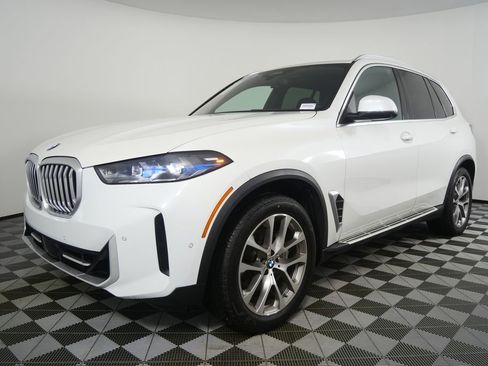 Used 2024 BMW X5 sDrive40i RWD image 7