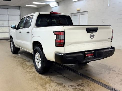New 2026 Nissan Frontier S image 7
