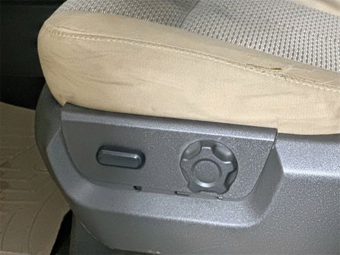 Used 2015 Ford F250 XLT w/ XLT Value Package image 22